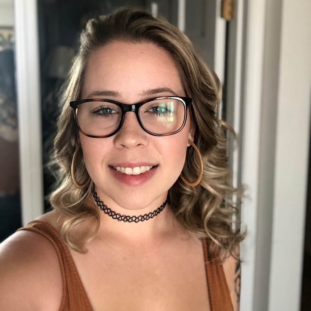 Meet your Posher, Shelba